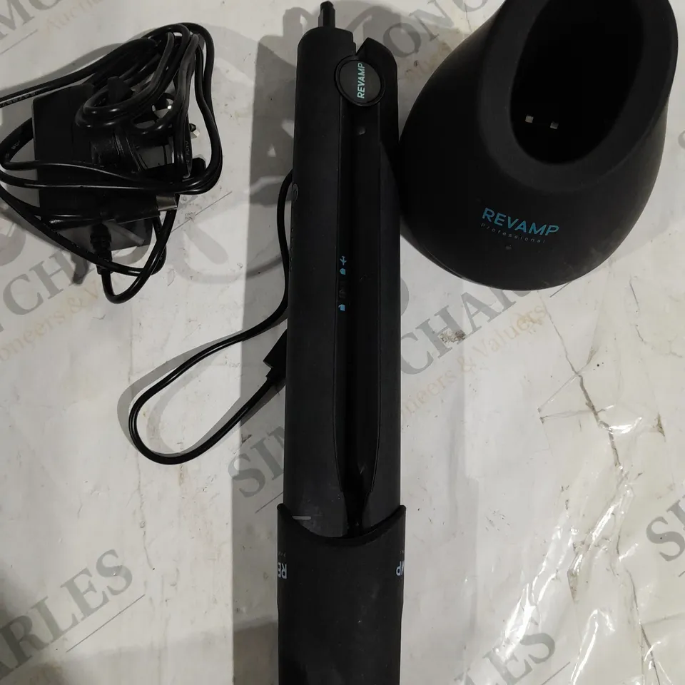 UNBOXED REVAMP LIBERATE CORDLESS CERAMIC STRAIGHTENERS