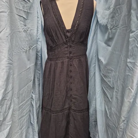 NOBODY'S CHILD WRENA MIDI DRESS IN BLACK SIZE UK 10