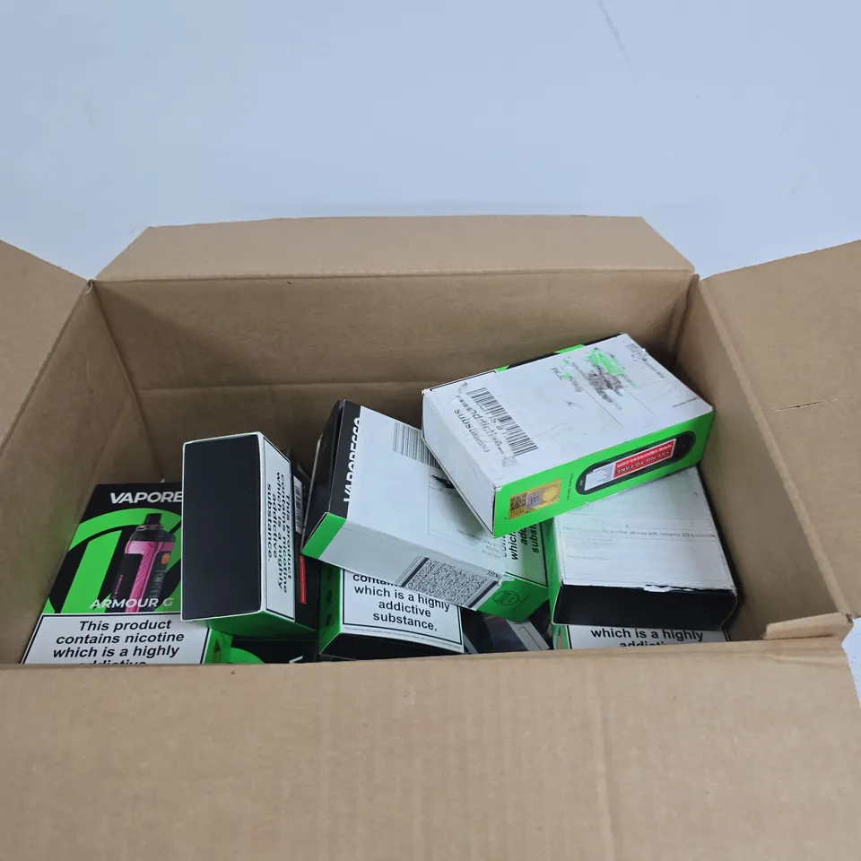 APPROXIMATELY 20 ASSORTED E-CIG PRODUCTS AND ACCESSORIES TO INCLUDE VAPORESSO, ASPIRE ETC