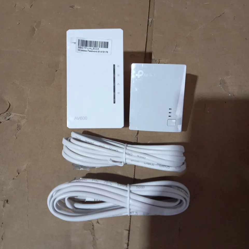 TP-LINK AV600 POWERLINE NETWORK STARTER KIT