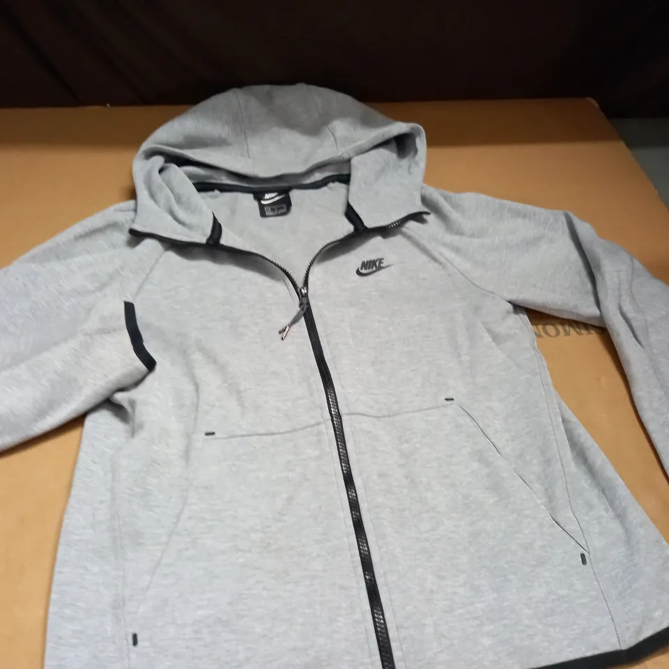 NIKE GREY ZIP THROUGH HOODIE - S