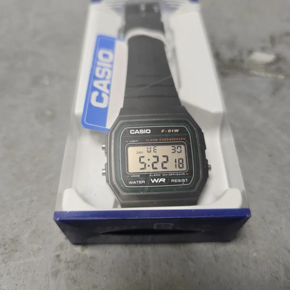 BOXED CASIO DIGITAL BLACK WATCH 