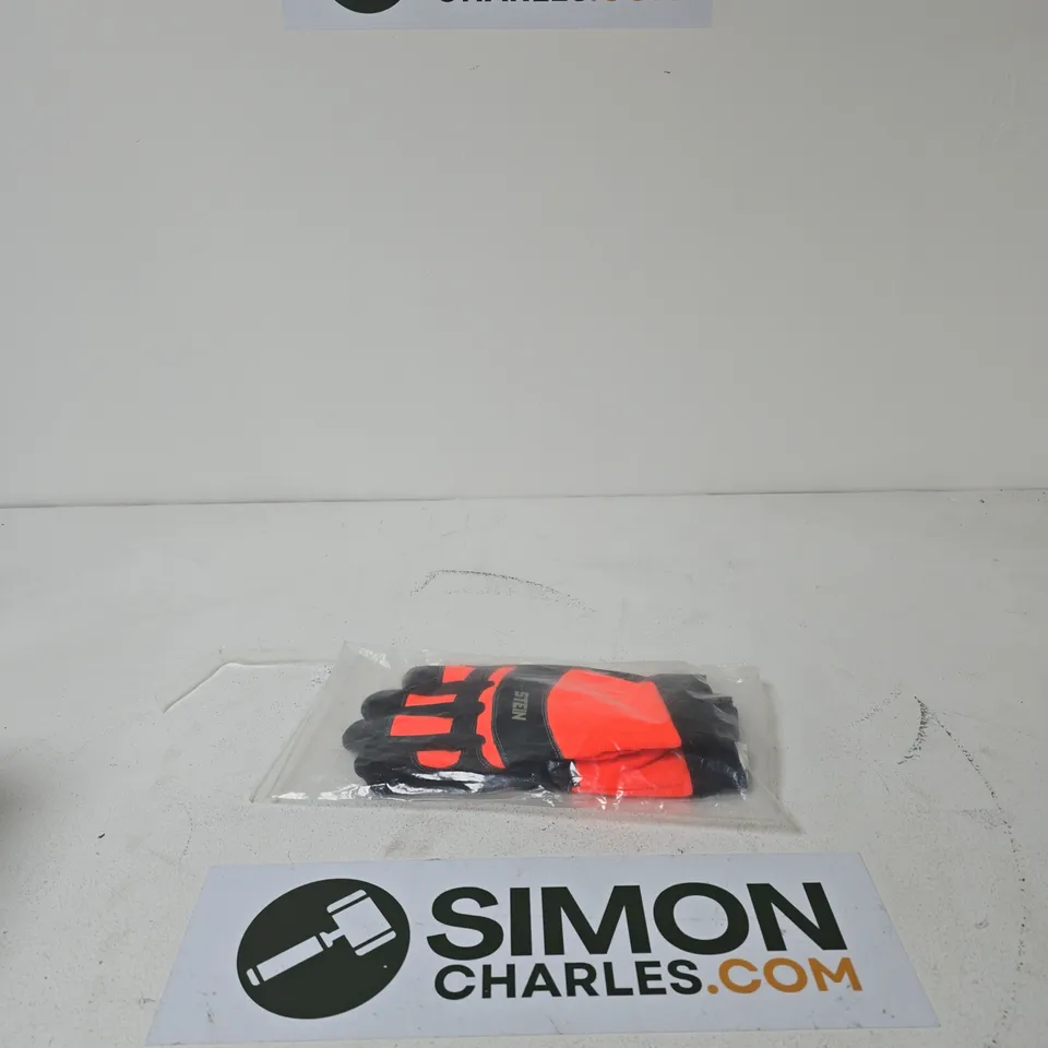 APPROXIMATELY 12 ASSORTED HOUSEHOLD ITEMS INCLUDING STEIN SAFETY GLOVES AND ULTRA SLIM VIBRATION ALARM