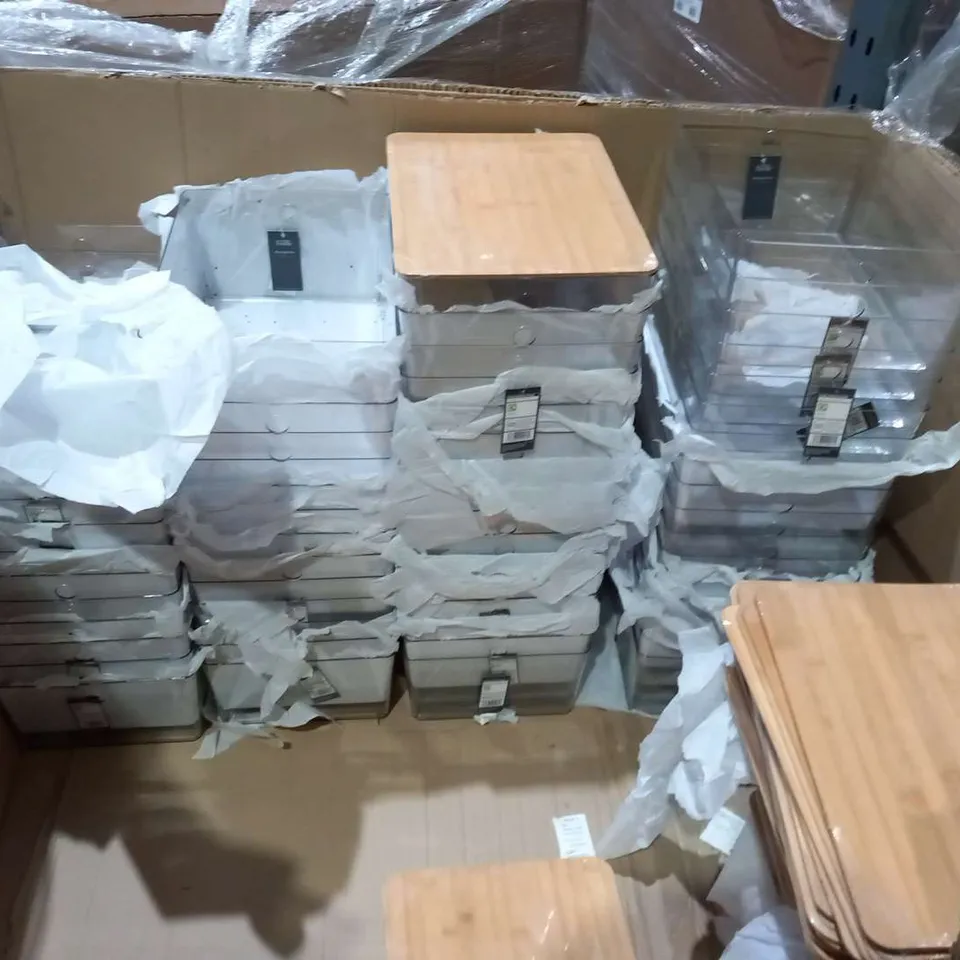 PALLET OF APPROXIMATELY 48 BRAND NEW 12 LITRE CAPACITY CLEAR STORAGE BOX WITH BAMBOO LIDS