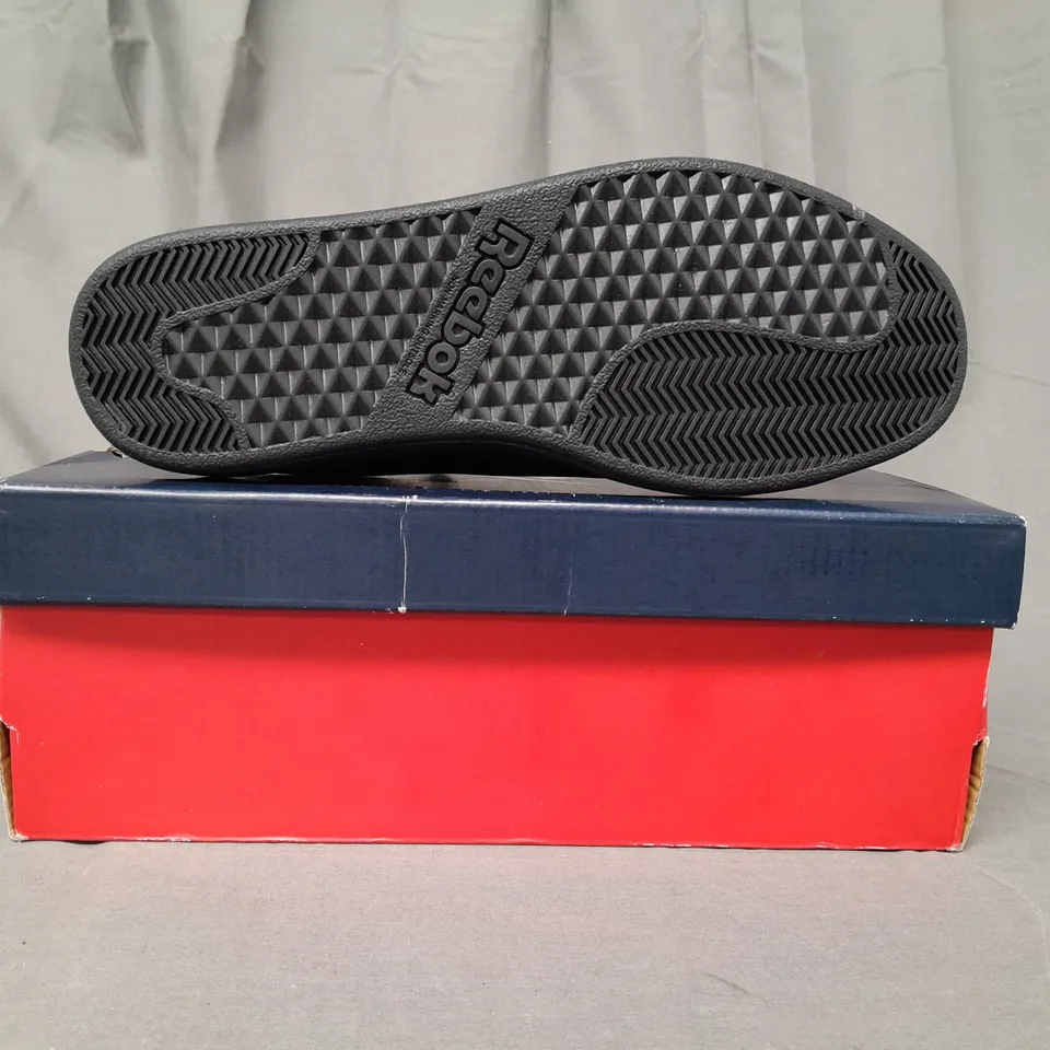 BOXED PAIR OF REEBOK ROYAL COMPLETE SHOES IN BLACK UK SIZE 7.5