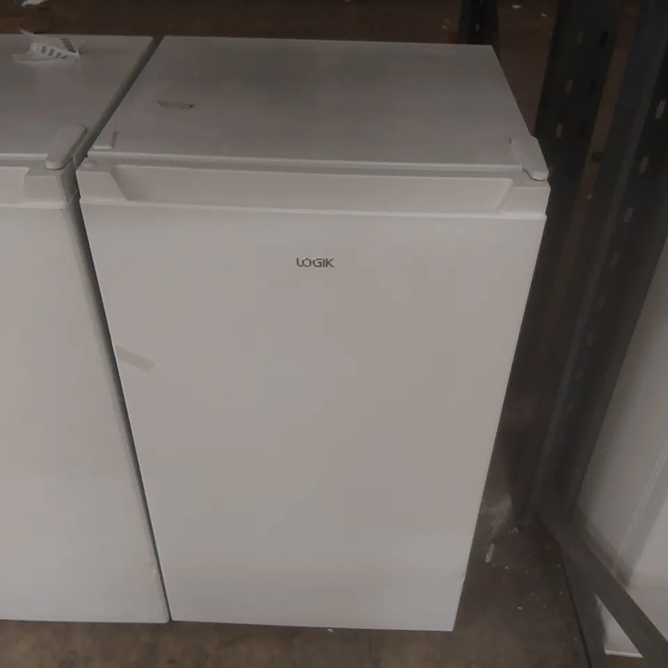 LOGIK LUL48W23 UNDERCOUNTER FRIDGE - WHITE