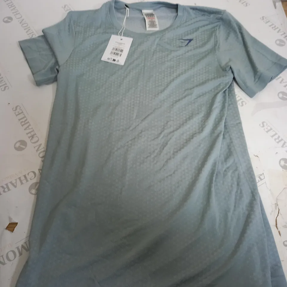 GYMSHARK SEAMLESS SPORT T-SHIRT ON GREY - MEDIUM