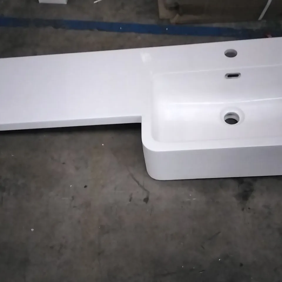 COMPOSITE 1 TAP WHITE VANITY UNIT BASIN 