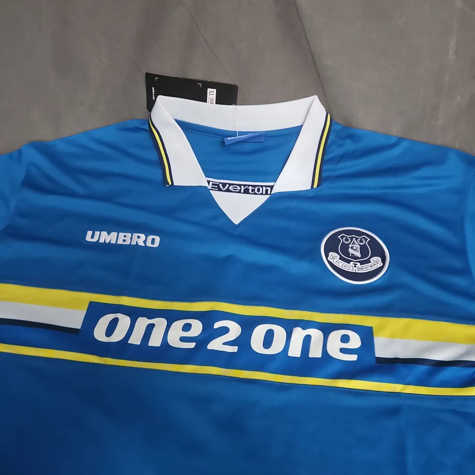 RETRO EVERTON FC HOME JERSEY -  FERGUSON 9 – XL