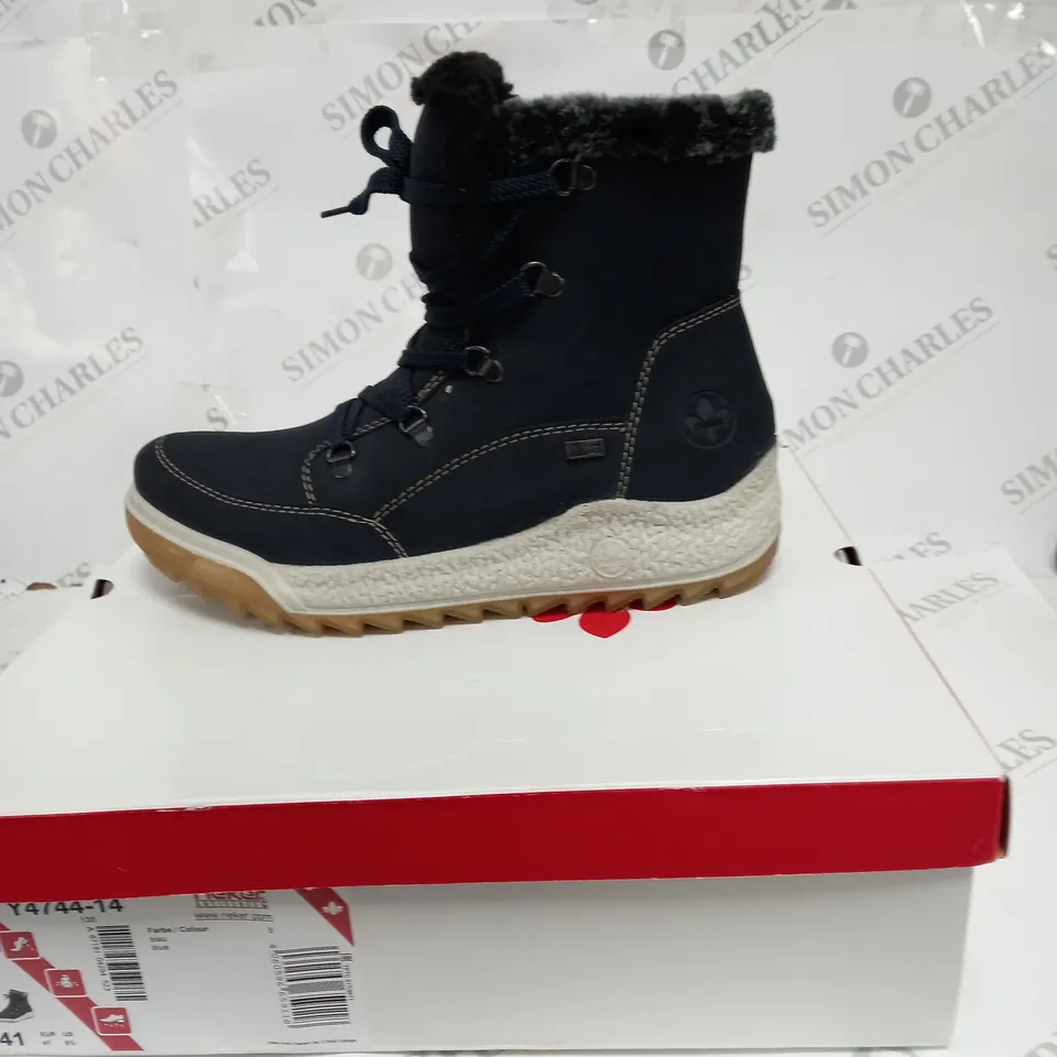BOXED PAIR OF RIEKER ANTISTRESS BOOTS SIZE EUR 41