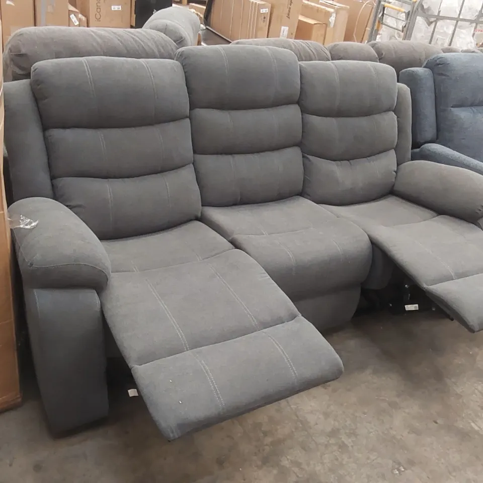 QUALITY DESIGNER FABRIC UPHOLSTERED MANUAL RECLINER SOFA 