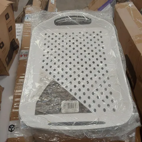 APPROXIMATELY 10 ESSEN SERVING TRAYS