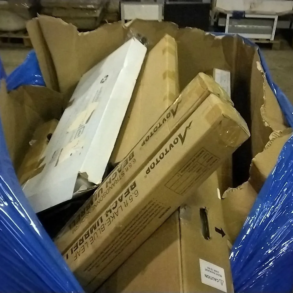 PALLET OF ASSORTED ITEMS INCLUDING A FOLDING SCOOTER , AIR COOLER , RETRACTABLE CLOTHES LINE , ALARM CLOCK 