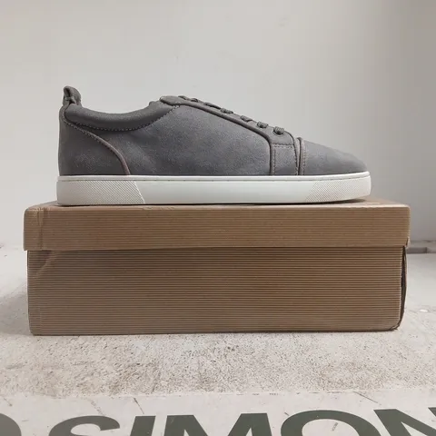 BOXED PAIR OF CHRISTIAN LOUBOUTIN SHOES IN GREY SIZE EU 44