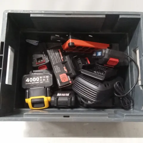 TOTE TO CONTAIN A MIXED ASSORTMENT OF TOOL BATTERIES 