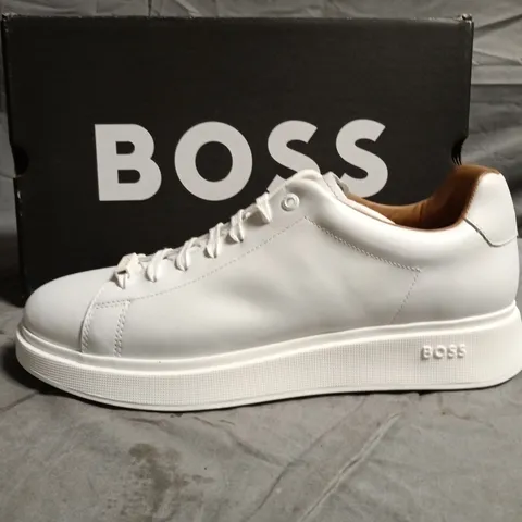 HUGO BOSS WHITE LEATHER TRAINERS– UK 10 (EU 44)