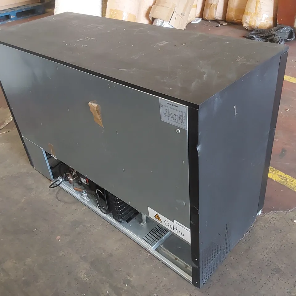 SIA SBB290BL3 BLACK 290L COMMERCIAL BACK BAR FRIDGE WITH SLIDING DOORS