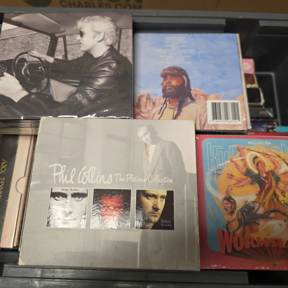 APPROXIMATELY 36 ASSORTED CD ALBUMS TO INCLUDE PHIL COLLINS THE PLATINUM COLLECTION, FLEETWOOD MAC 50 YEARS, ROY ORBISON, ETC