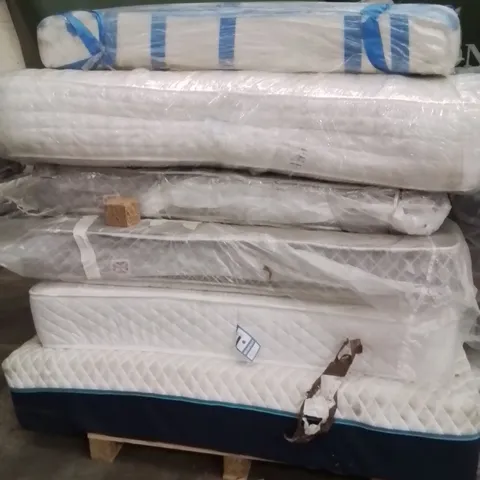 PALLET CONTAINING APPROXIMATELY 6 MATTRESSES SIZES VARY