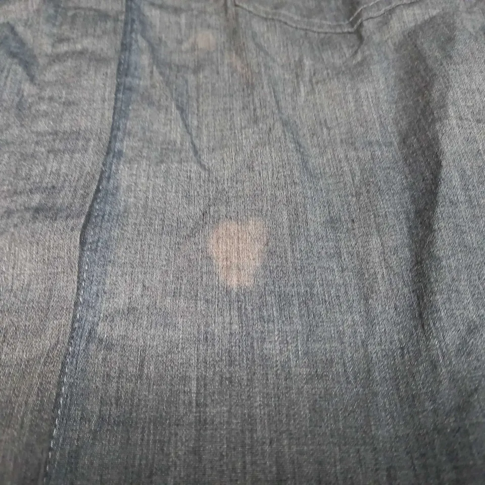 DIMENSIONS GREY/YELLOW SHORT SLEEVED SHIRT - SIZE 16 