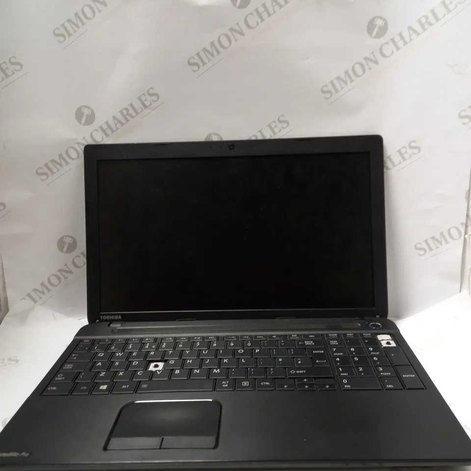 TOSHIBA SATELLITE PRO C50-A-1E2 LAPTOP 