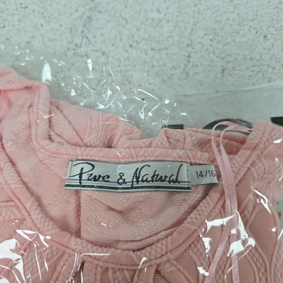 PURE & NATURAL LADIES NOTCH NECK SHORT SLEEVE TOP – PINK, UK 14/16