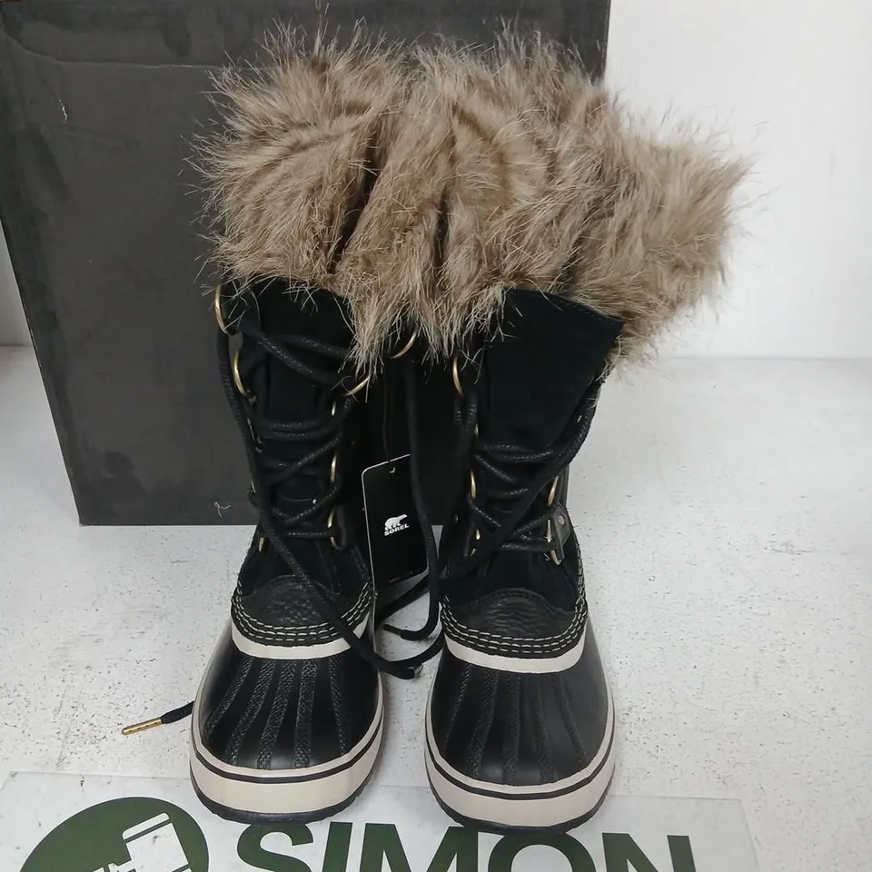SOREL JOAN OF ARCTIC WOMEN'S SNOW BOOTS - BLACK, UK 4