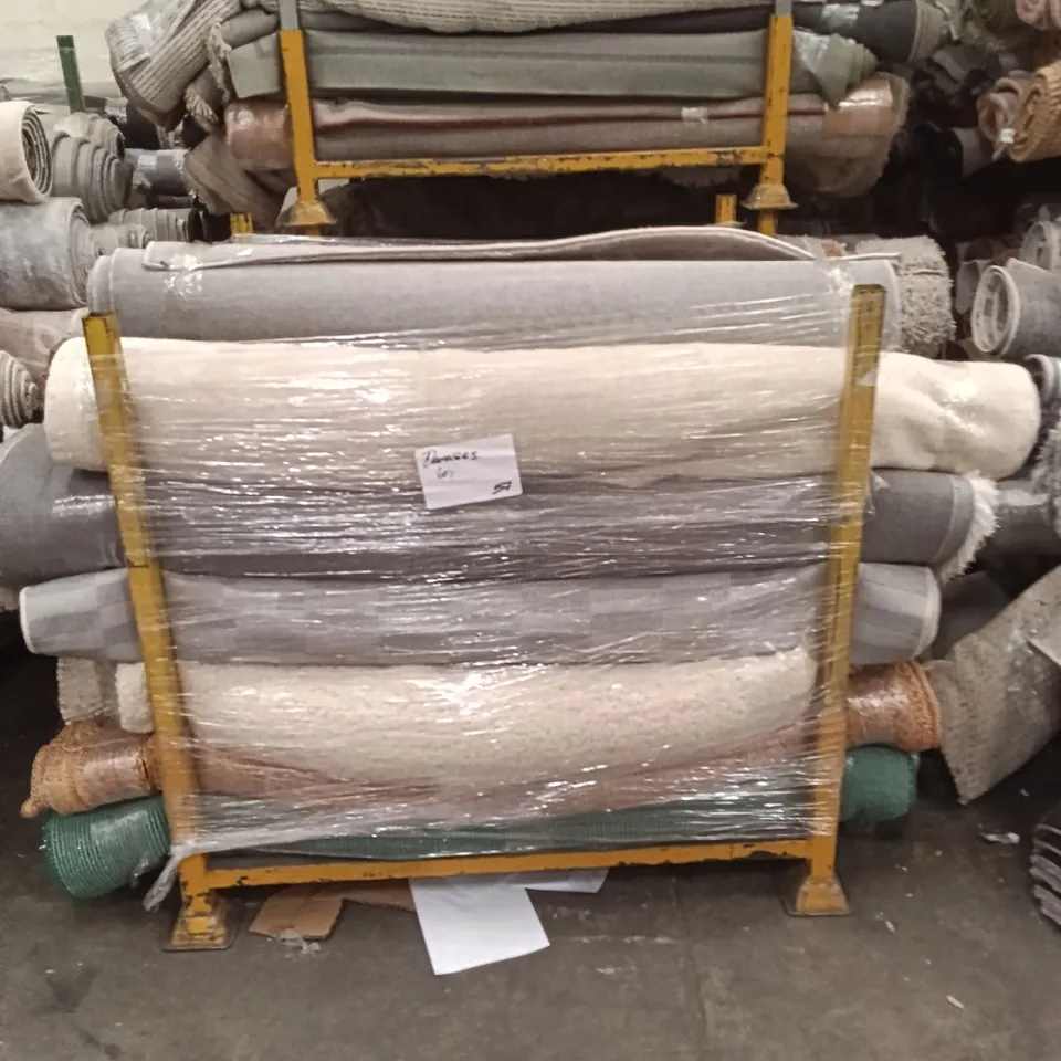 STILLAGE OF ASSORTED QUALITY RUGS APPROXIMATELY 18 