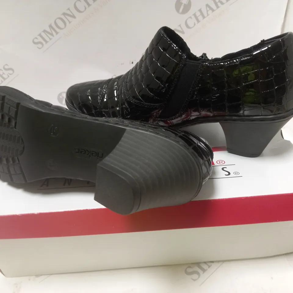 BOXED RIEKER BLACK SHOE BOOT - SIZE 6