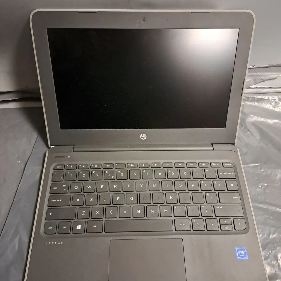 HP STREAM 11 PRO G5 LAPTOP