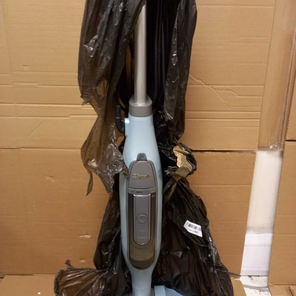 SHARK STEAM & SCRUB AUTOMATIC STEAM MOP
