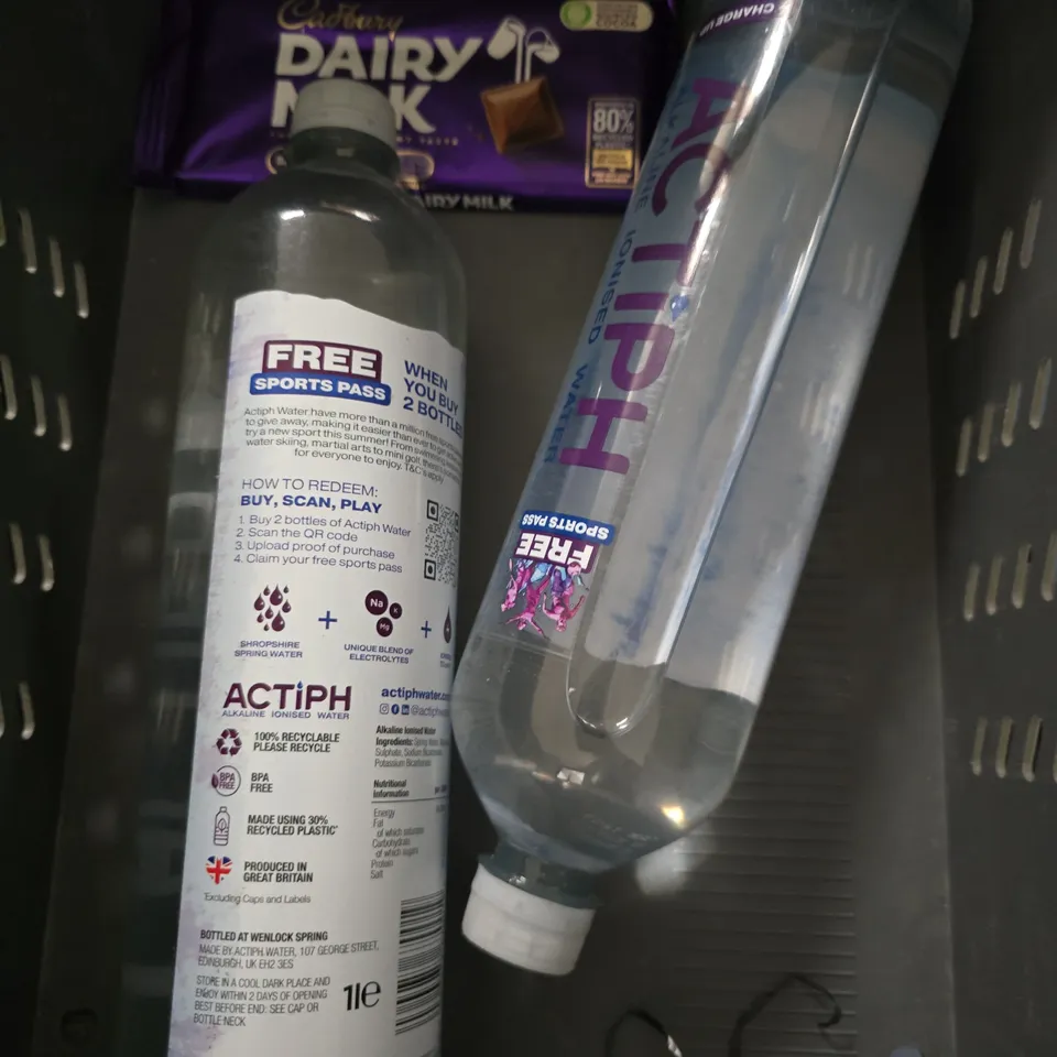 APPROXIMATELY 7 ASSORTED FOOD & DRINK ITEMS TO INCLUDE - SUPER IRON GUMMIES ,  ACTIPH IONISED WATER , KOKO FLOUR ETC