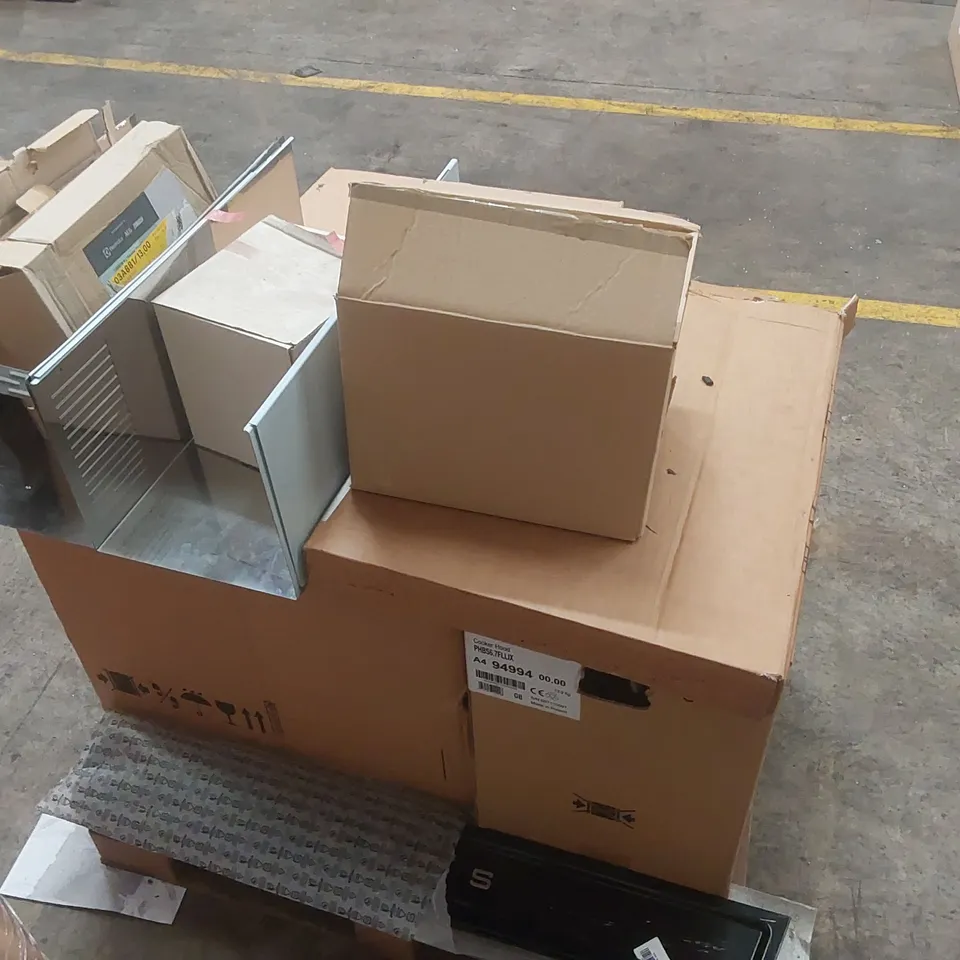PALLET CONTAINING A LARGE QUANTITY OF ASSORTED COOKER HOOD PARTS ECT