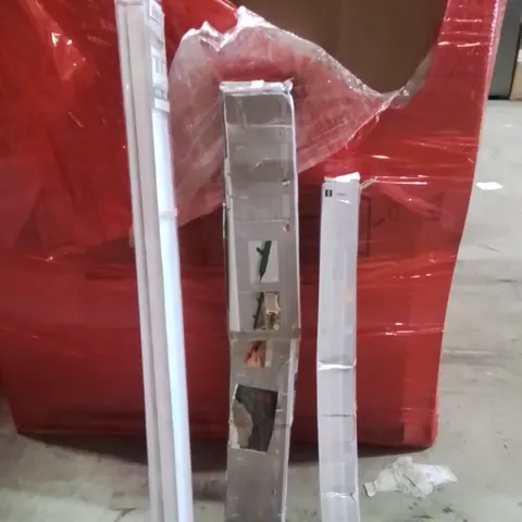 PALLET OF ASSORTED HOUSEHOLD GOODS AND PRODUCTS TO INCLUDE;SHED HEATER,ROLLER BLINDS,SLIMLINE HEATER