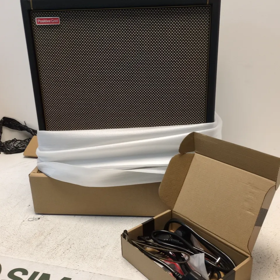 POSITIVE GRID SPARK GUITAR AMPLIFIER – BLACK, BOXED