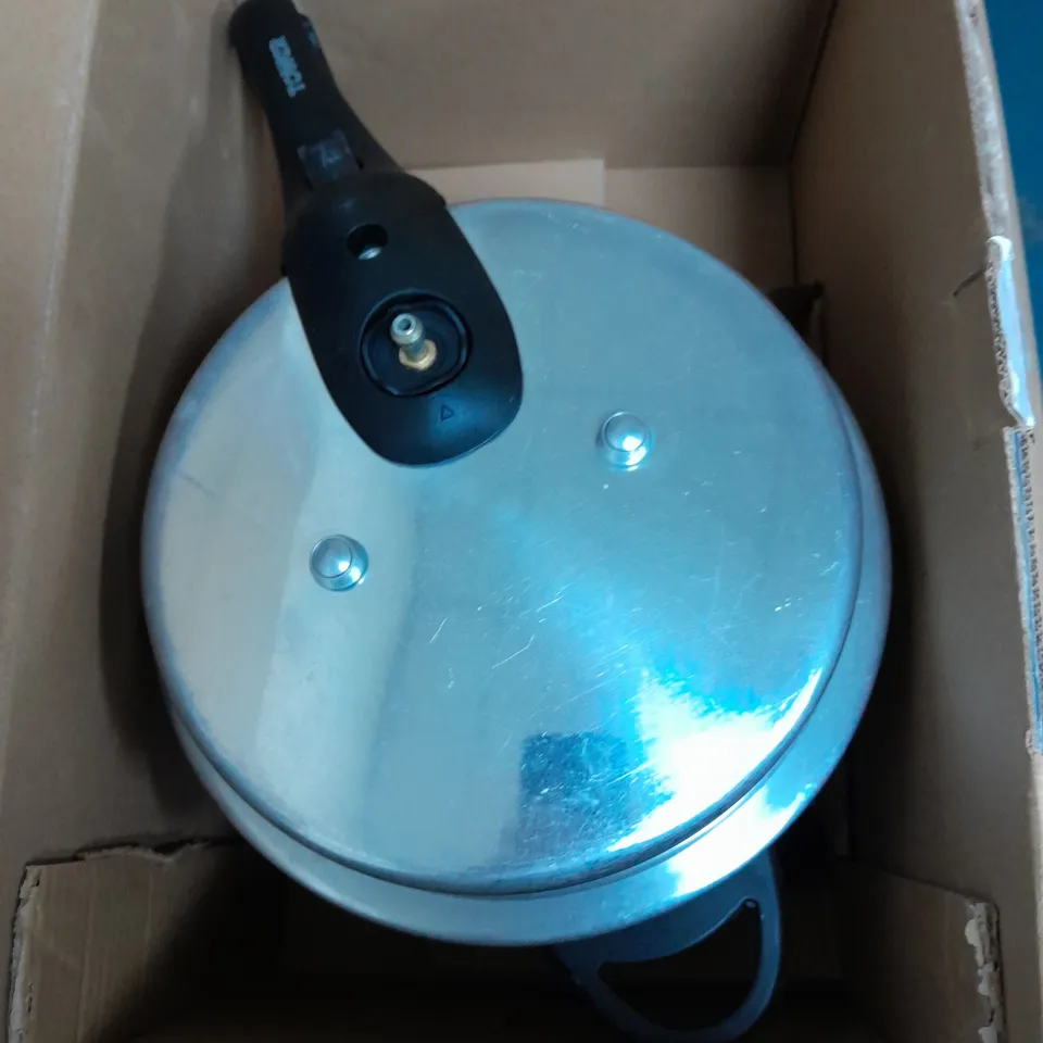 BOXED TOWER HIDOME 6 LITRE ALUMINIUM PRESSURE COOKER 