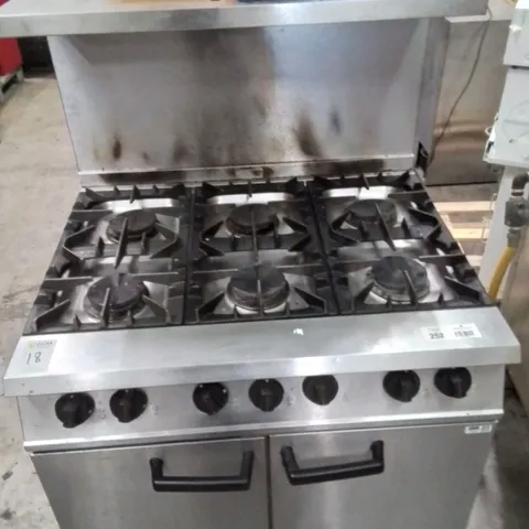 FALCON DOMINATOR PLUS G3101 6 BURNER GAS OVEN RANGE, A COMMERCIAL-GRADE COOKING APPLIANCE. 