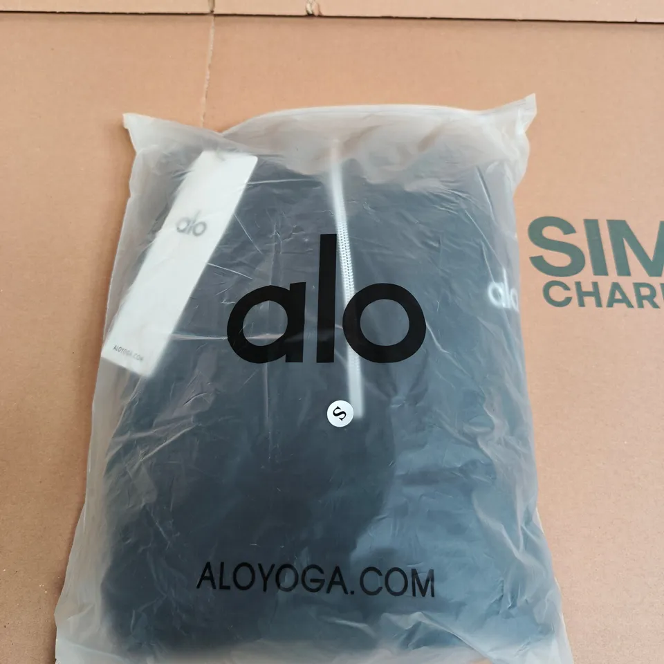 ALO YOGA TRAINING TOP - S