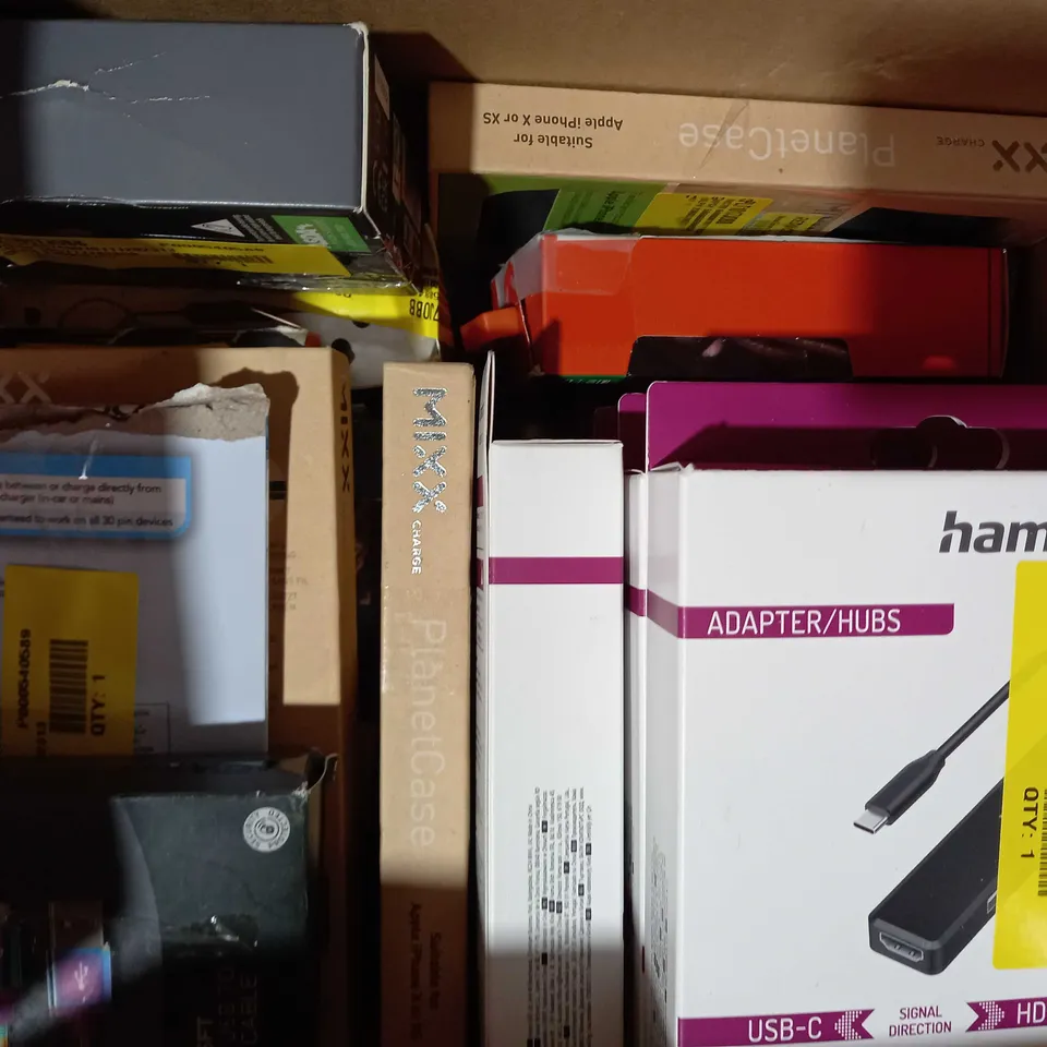 BOX OF APPROXIMATELY 15 ASSORTED ELECTRICAL ITEMS TO INCLUDE ASDA TECH SLIM WIRELESS MOUSE, SANDISK USB 2.0 FLASH DRIVE, ASDA TECH TRUE WIRELESS EARBUDS