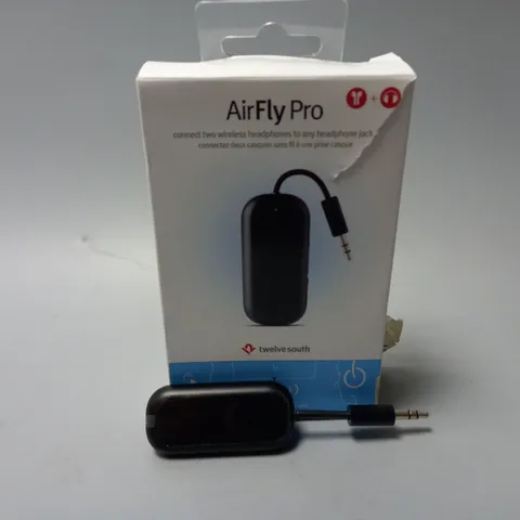 BOXED TWELVE SOUTH AIRFLY PRO - BLACK