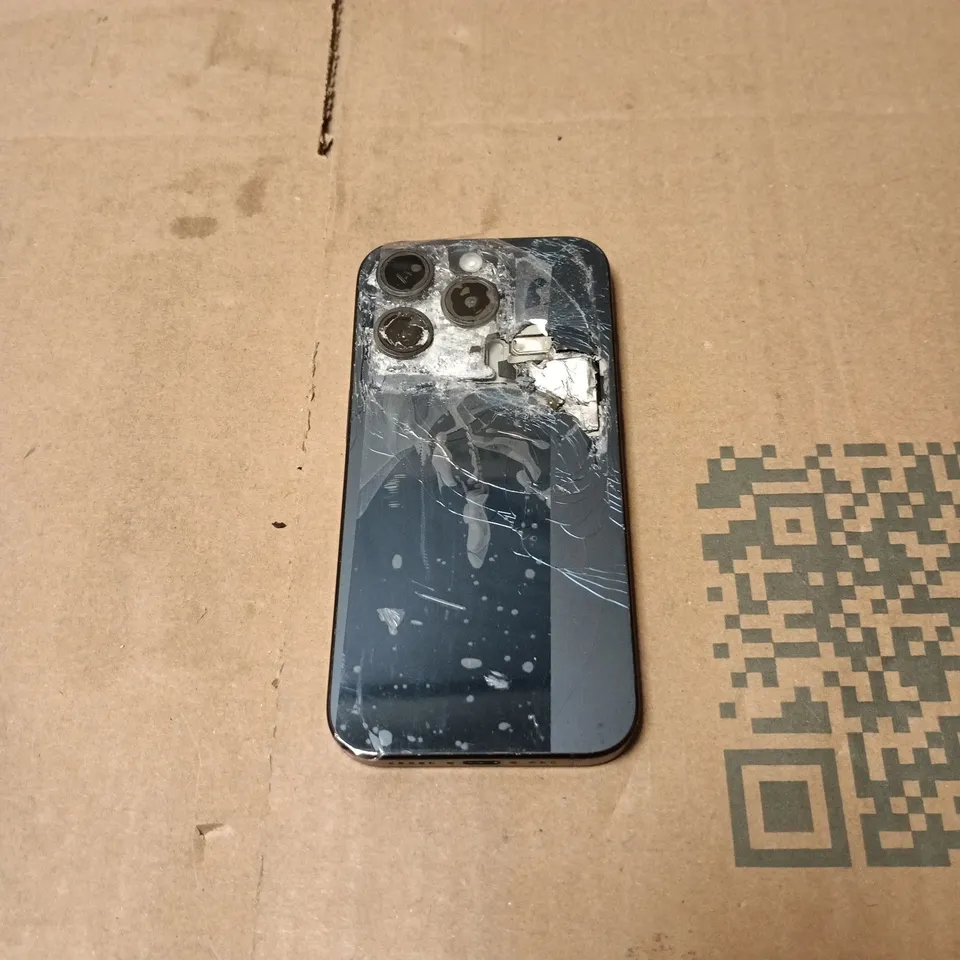 APPLE IPHONE 15 PRO BLUE