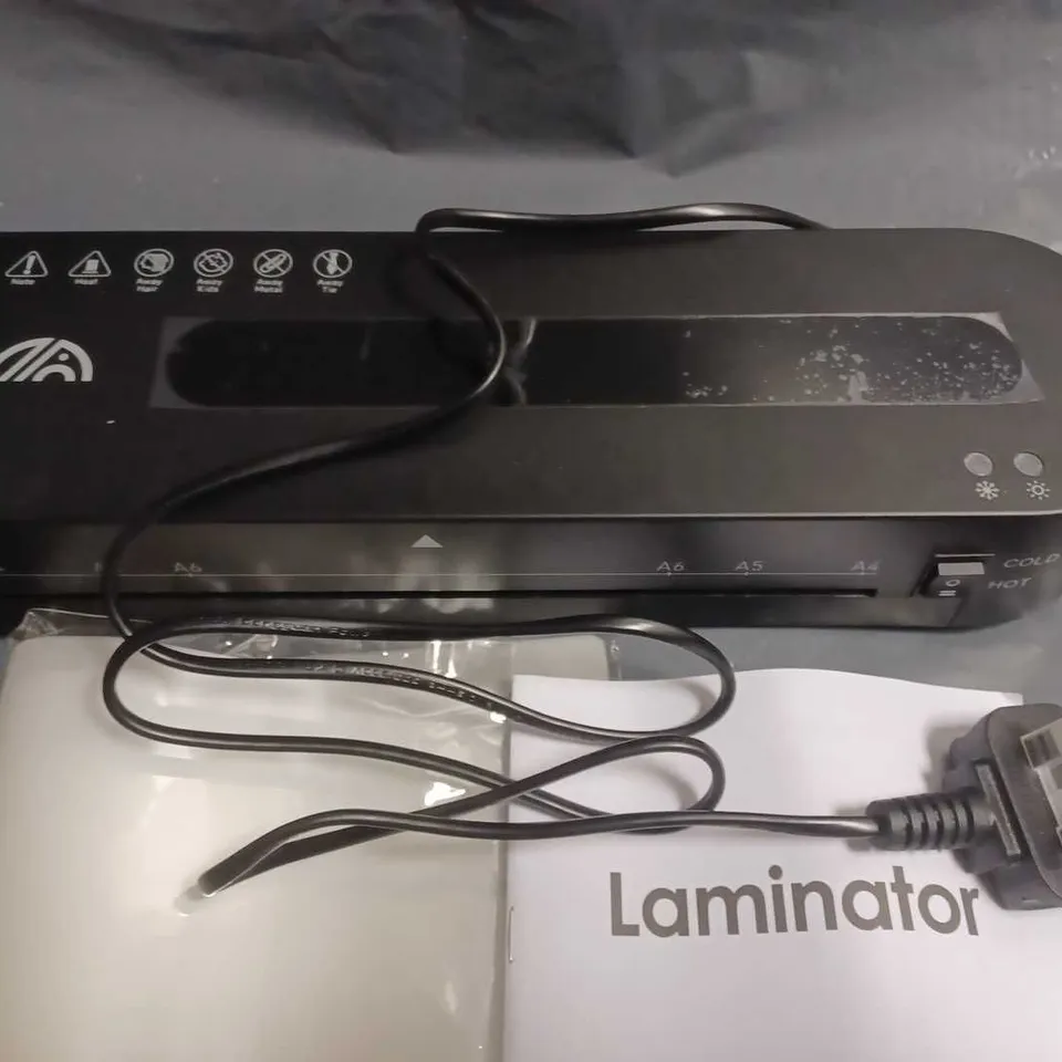 A4 LAMINATOR WITH SLEEVES - BLACK