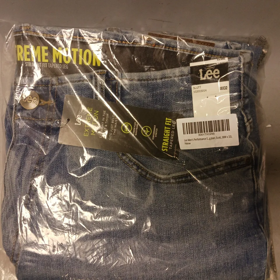 BRAND NEW LEE STRAIGHT FIT TAPERED FIT JEANS IN BLUE SIZE 38/32