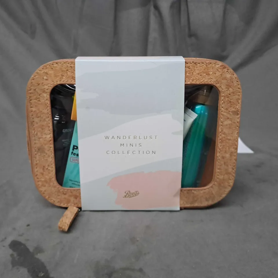 THE WANDERLUST MINIS COLLECTION GIFT SET