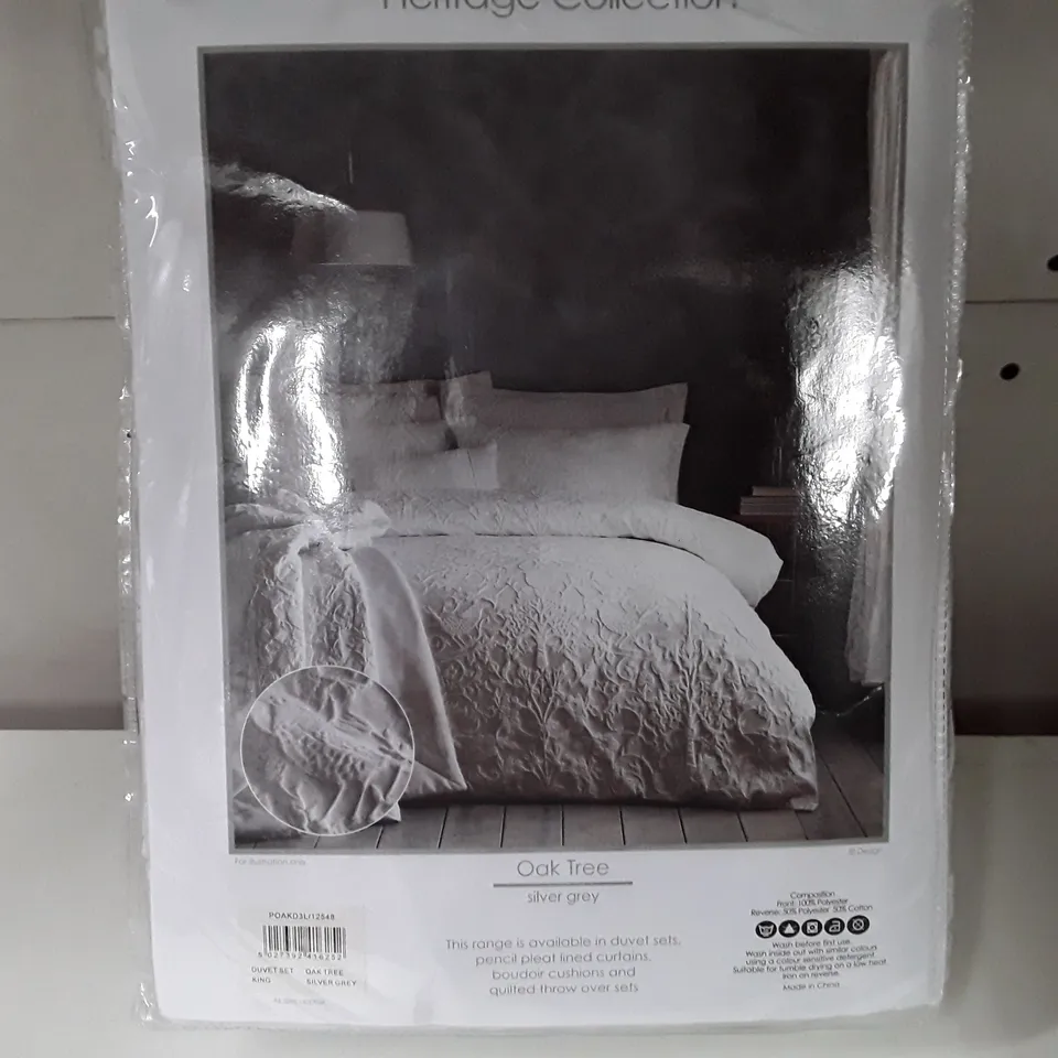 PORTFOLIO HERITAGE COLLECTION KING DUVET SET IN SILVER GREY