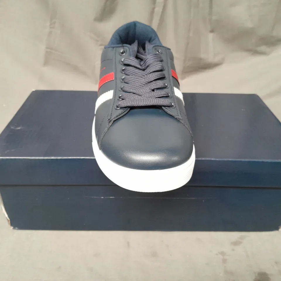 BOXED PAIR OF BEN SHERMAN GUSTAVO II SHOES IN NAVY UK SIZE 8