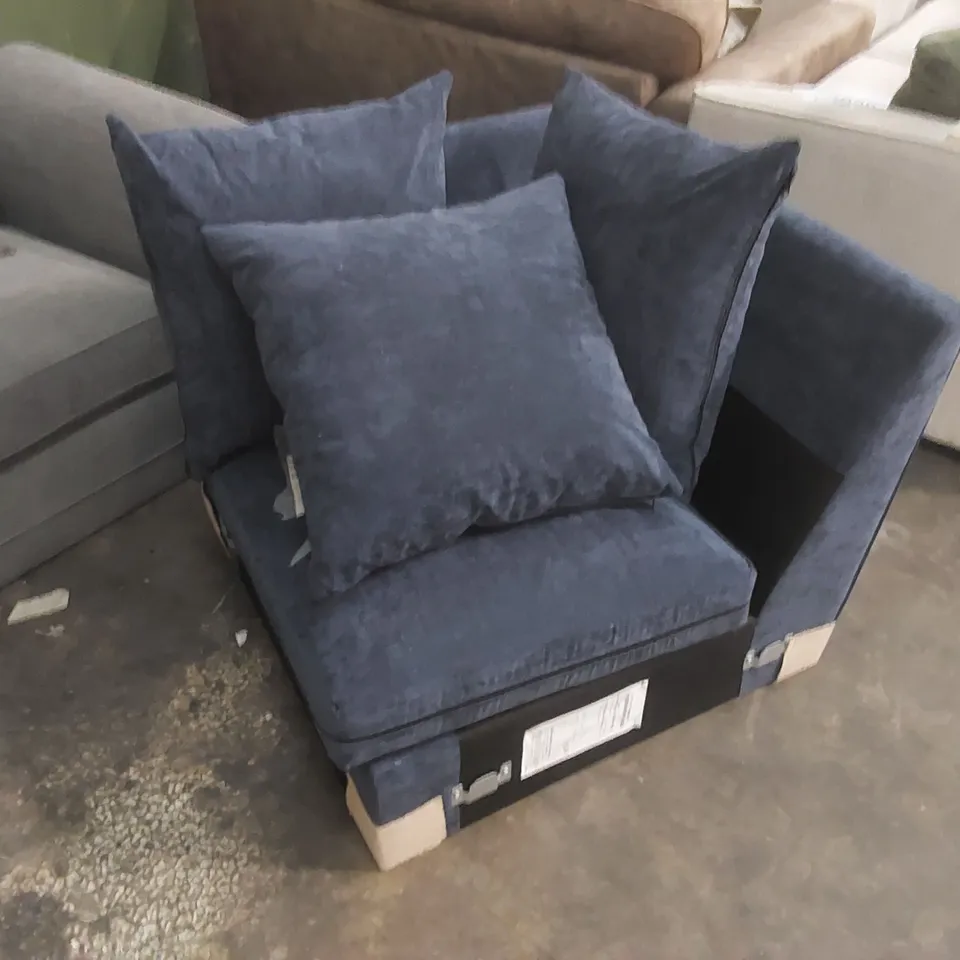 3x ASSORTED DESIGNER SOFA PARTS