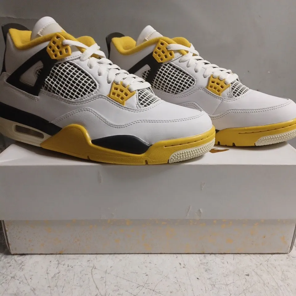 BOXED PAIR OF NIKE WOMEN'S AIR JORDAN 4 RETRO SHOES IN WHITE/YELLOW SIZE UK 9