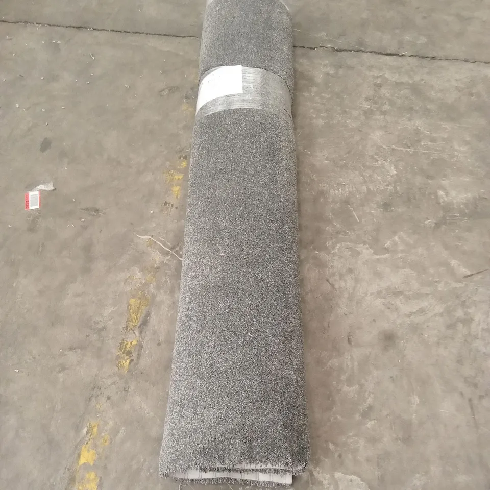 ROLL OF QUALITY DELIGHTFUL 17 ASH GROVE CARPET // APPROX SIZE; 1.9 x 4m