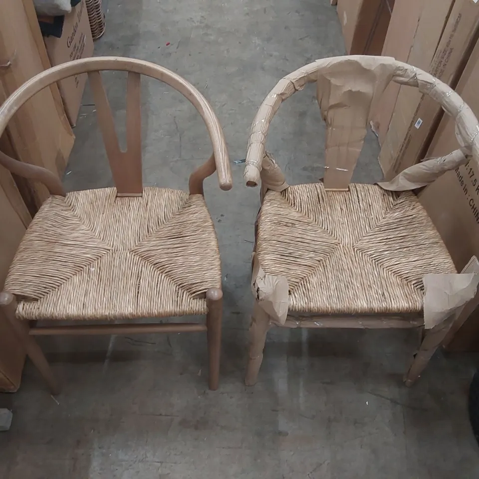 PAIR OF CHILTHORNE WISHBONE DINING CHAIR - NATURAL ASH